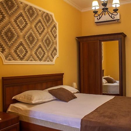 Zharuma Caravan Tiflis Exterior foto